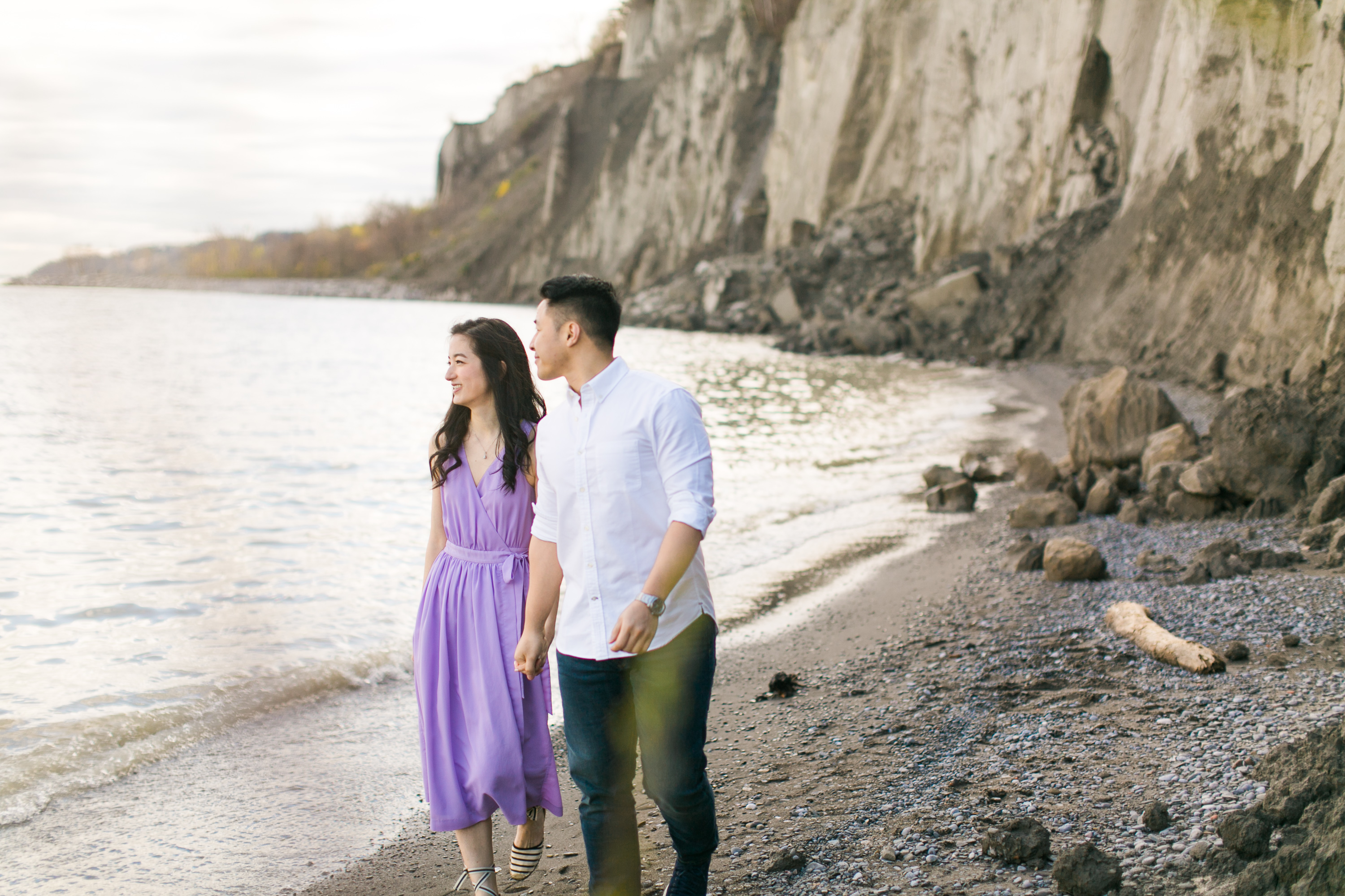 relaxed toronto engagement session