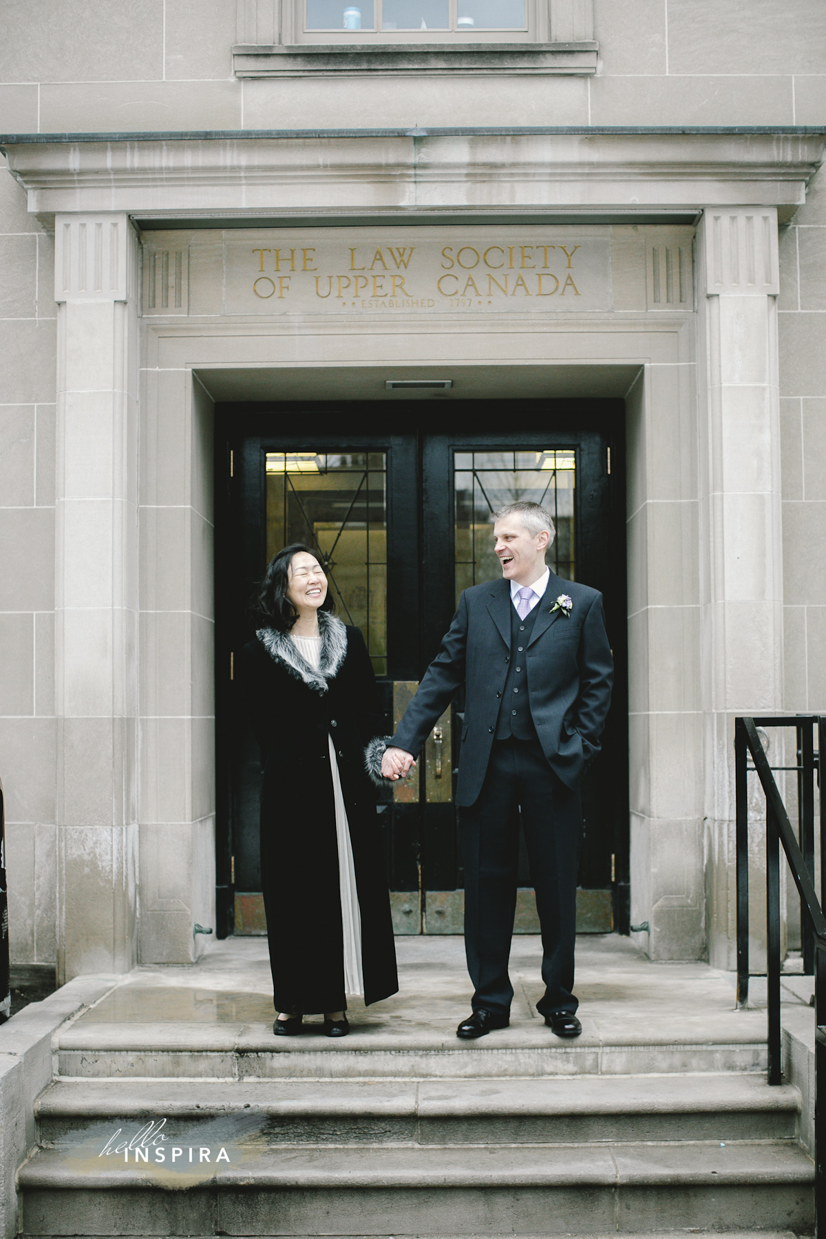 fun city hall wedding photos