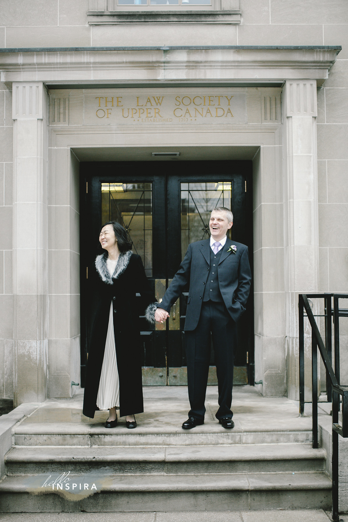 toronto city hall fun wedding photos