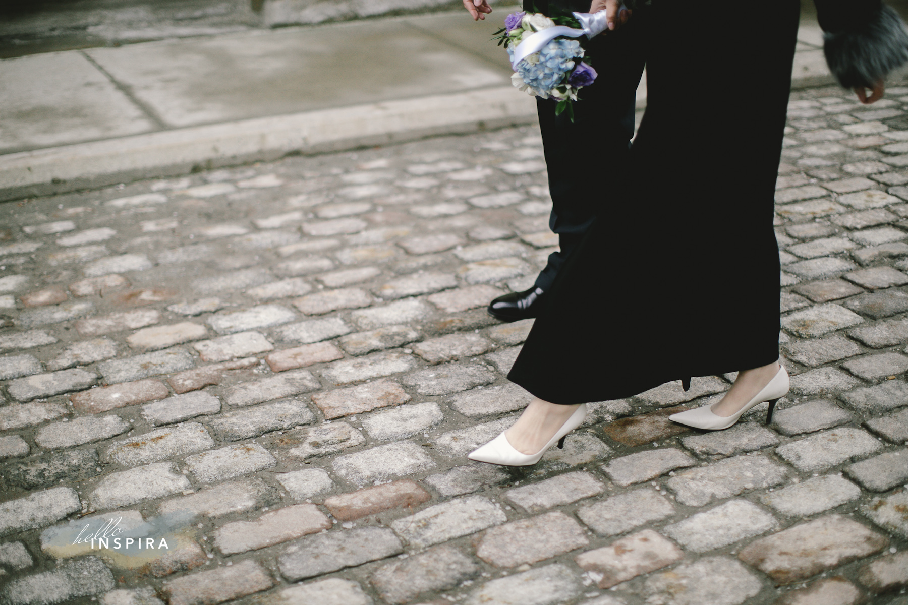 toronto brick wall wedding photos