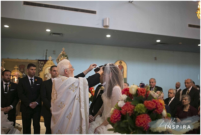 crowns tradition in wedding ceremony