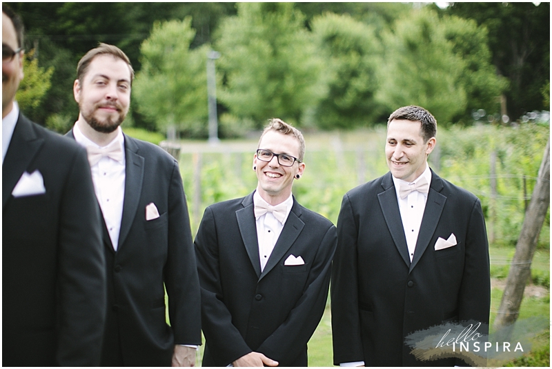candid groomsmen wedding photos