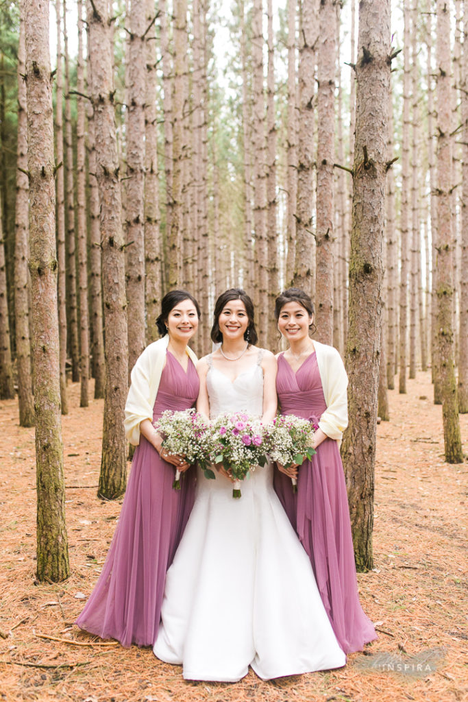 twin sister wedding photos canada